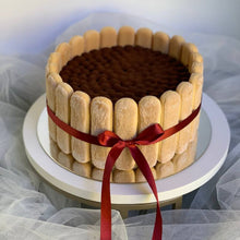 Load image into Gallery viewer, Classic Tiramisu - minimepastry.com