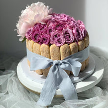 Load image into Gallery viewer, Classic Tiramisu - minimepastry.com