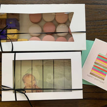 Load image into Gallery viewer, Custom Designed Mini Cake Gift Box - minimepastry.com