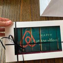 Load image into Gallery viewer, Custom Designed Mini Cake Gift Box - minimepastry.com