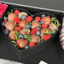 Load image into Gallery viewer, I Love You Gift Box - minimepastry.com