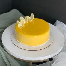 Load image into Gallery viewer, Passion Fruit Mousse Cake - minimepastry.com