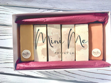 Load image into Gallery viewer, Custom Designed Mini Cake Gift Box - minimepastry.com